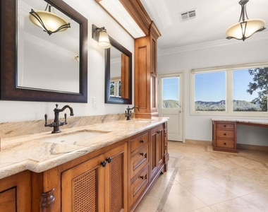 13922 Foothill Road - Photo Thumbnail 17