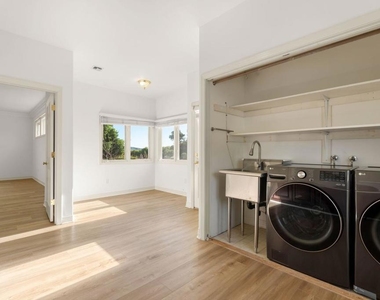 13922 Foothill Road - Photo Thumbnail 20