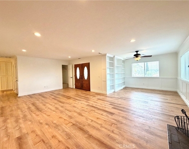 23775 Cruise Circle Drive - Photo Thumbnail 6
