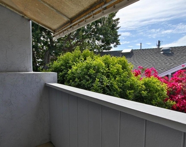 1068 Isabella Avenue - Photo Thumbnail 5