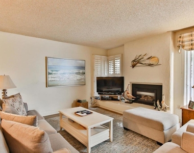 1068 Isabella Avenue - Photo Thumbnail 10