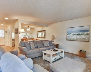 1068 Isabella Avenue - Photo Thumbnail 6