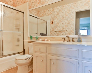 1068 Isabella Avenue - Photo Thumbnail 27