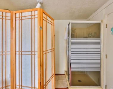 861 G Avenue - Photo Thumbnail 20