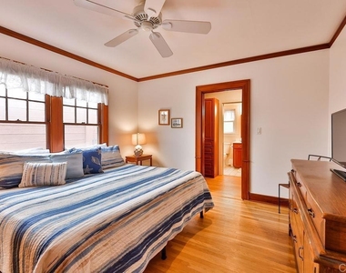 861 G Avenue - Photo Thumbnail 11