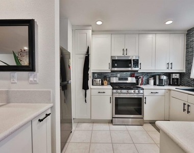 850 C Avenue - Photo Thumbnail 11