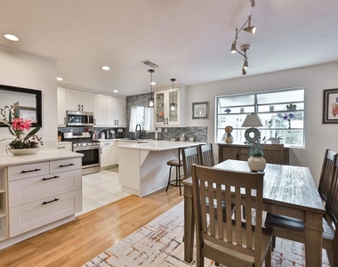 850 C Avenue - Photo Thumbnail 8