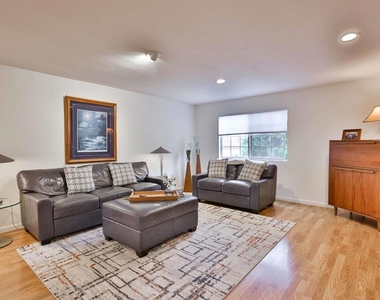 850 C Avenue - Photo Thumbnail 1