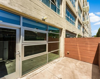 530 S Hewitt Street - Photo Thumbnail 26