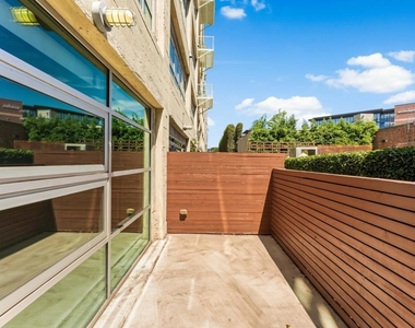 530 S Hewitt Street - Photo Thumbnail 25