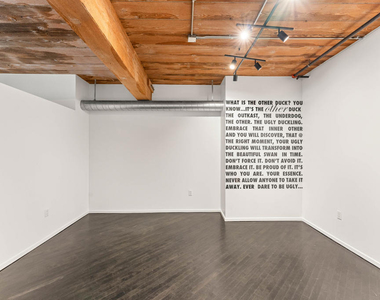 530 S Hewitt Street - Photo Thumbnail 3