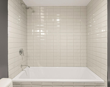 530 S Hewitt Street - Photo Thumbnail 8