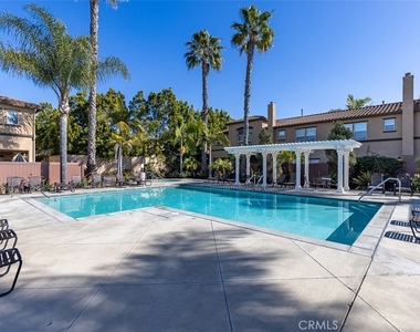 638 Sumner - Photo Thumbnail 15
