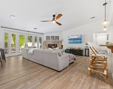600 Cliff Drive - Photo Thumbnail 14