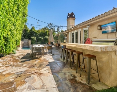600 Cliff Drive - Photo Thumbnail 39