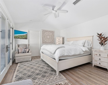 600 Cliff Drive - Photo Thumbnail 22