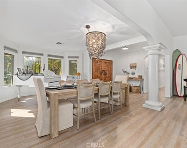 600 Cliff Drive - Photo Thumbnail 9