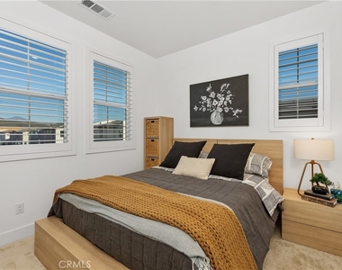 262 Heartland Way - Photo Thumbnail 31