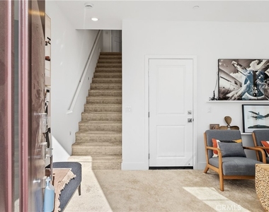 262 Heartland Way - Photo Thumbnail 13