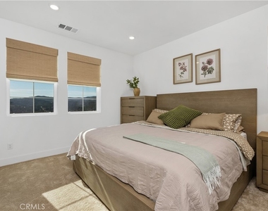 262 Heartland Way - Photo Thumbnail 33