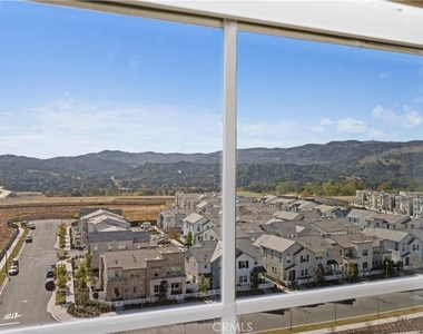262 Heartland Way - Photo Thumbnail 35
