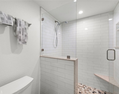 68 C Corniche Drive - Photo Thumbnail 20
