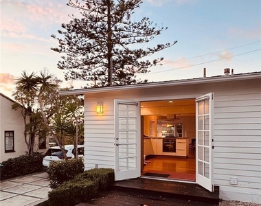 645 Thalia Street - Photo Thumbnail 8