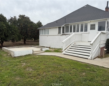 26520 Orange Avenue - Photo Thumbnail 19