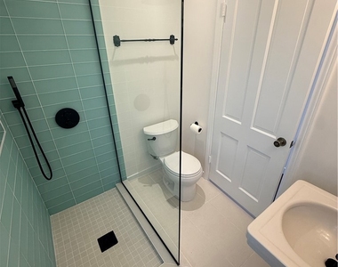 26520 Orange Avenue - Photo Thumbnail 14