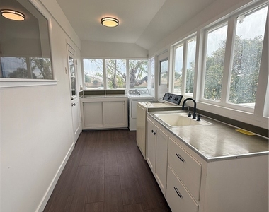 26520 Orange Avenue - Photo Thumbnail 18