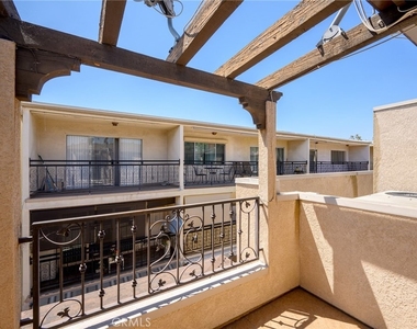 345 W Loraine Street - Photo Thumbnail 26