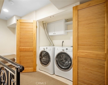 345 W Loraine Street - Photo Thumbnail 19