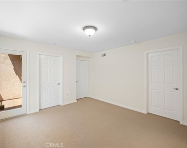 345 W Loraine Street - Photo Thumbnail 15