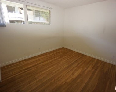 11133 Rose Avenue - Photo Thumbnail 20