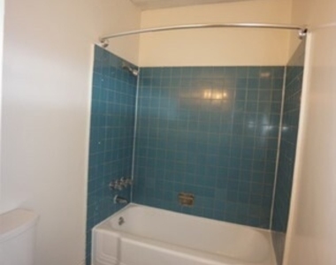 11133 Rose Avenue - Photo Thumbnail 10
