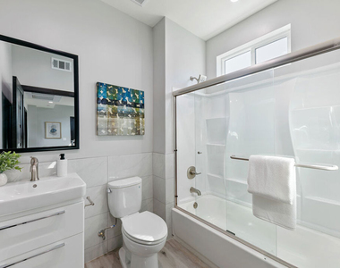 15106 Roxford St, - Photo Thumbnail 15