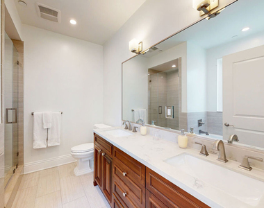 907 S Shenandoah Street - Photo Thumbnail 24