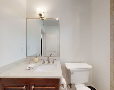 907 S Shenandoah Street - Photo Thumbnail 20