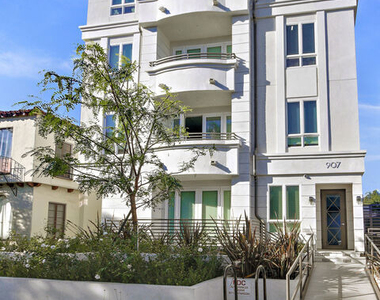 907 S Shenandoah Street - Photo Thumbnail 35