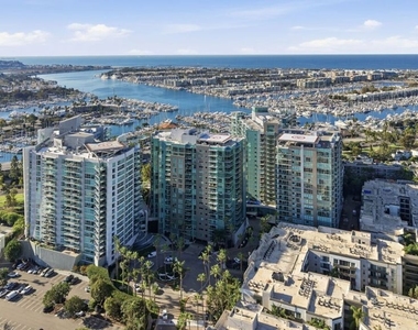 13650 Marina Pointe Drive - Photo Thumbnail 72