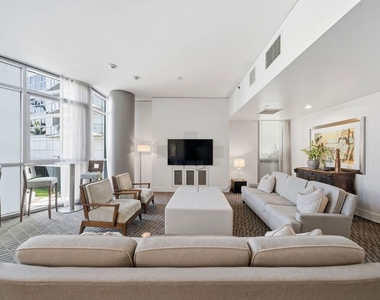 13650 Marina Pointe Drive - Photo Thumbnail 63