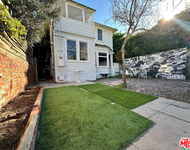 49 Dudley Avenue - Photo Thumbnail 34