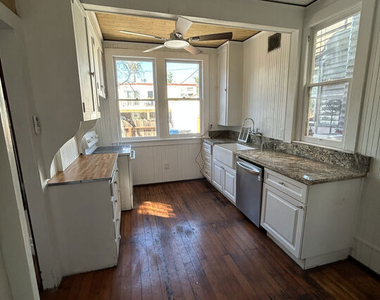 49 Dudley Avenue - Photo Thumbnail 10