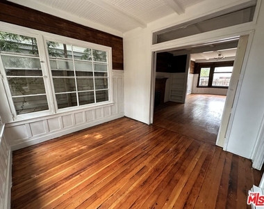 49 Dudley Avenue - Photo Thumbnail 5