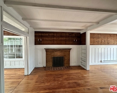 49 Dudley Avenue - Photo Thumbnail 2