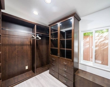 11331 Isleta Street - Photo Thumbnail 28