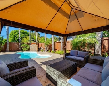 11331 Isleta Street - Photo Thumbnail 21