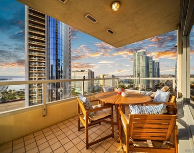 700 W E St - Photo Thumbnail 32
