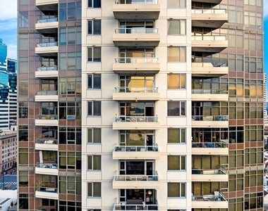 700 W E St - Photo Thumbnail 51