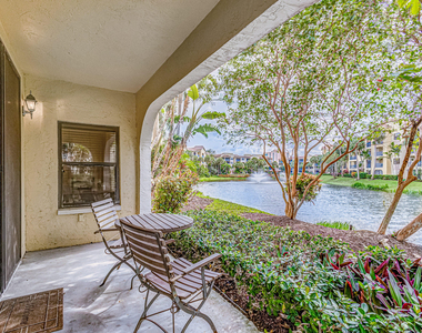 200 Uno Lago Drive - Photo Thumbnail 30